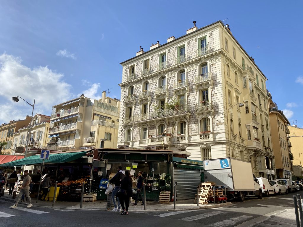 Lovely old building in Nice